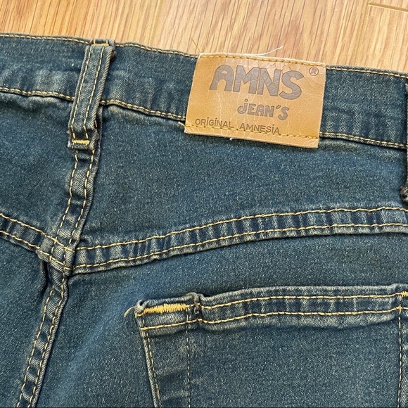 AMNS Jean's Original Amnesia Y2K Dirty Wash Mid Rise Flared Jean - Picture 13 of 16
